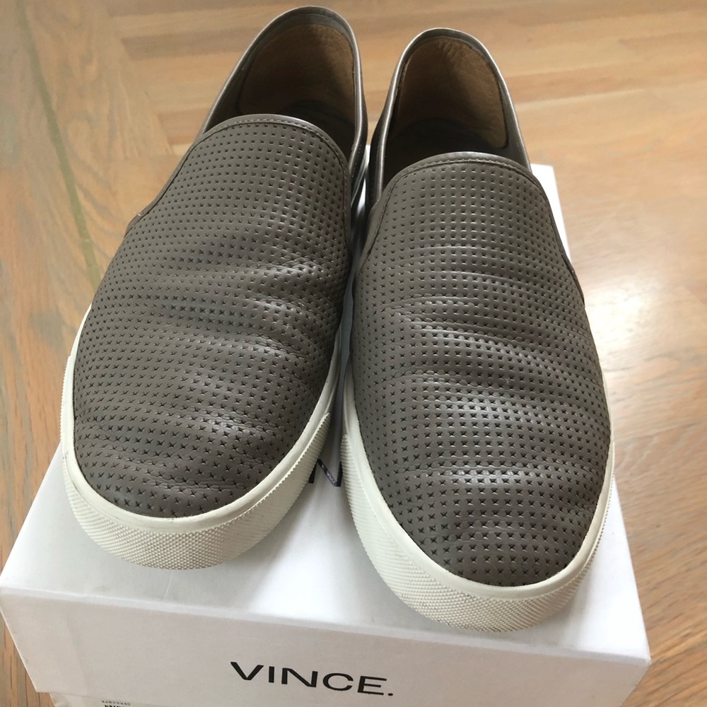 Vince Blair slip ons size 10 color in Woodsmoke
